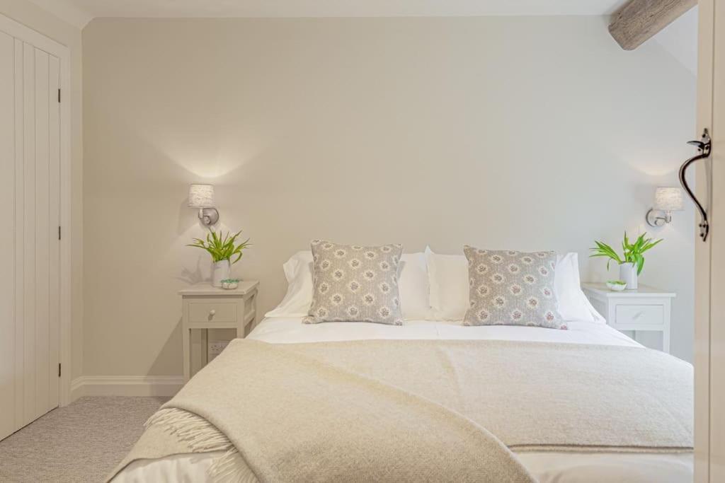 East Barn Cottage - Refurbished Barn Conversion! Weston Subedge Eksteriør billede