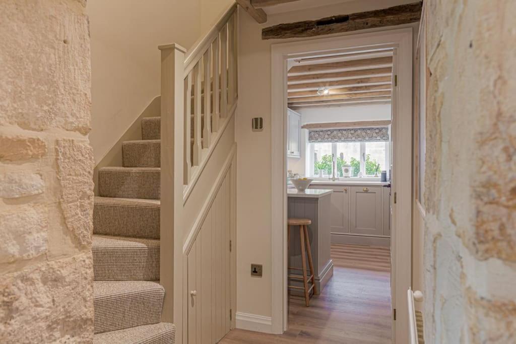 East Barn Cottage - Refurbished Barn Conversion! Weston Subedge Eksteriør billede
